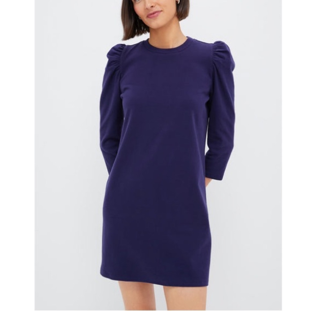 POMANDER PLACE
Navy Vesty Mini Dress